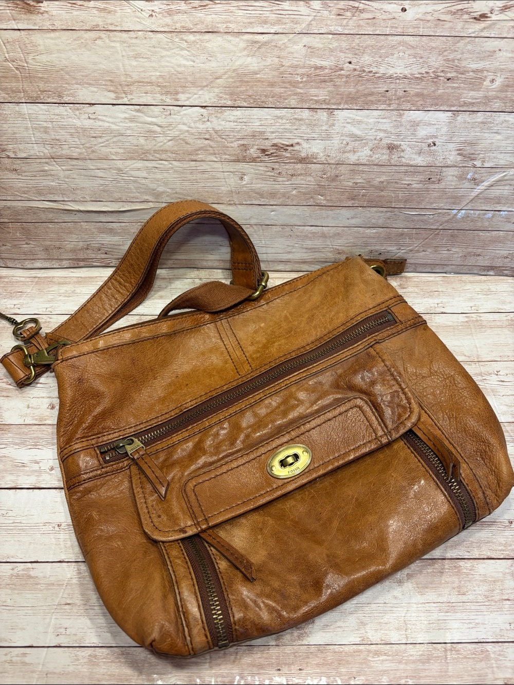 Fossil Tan Leather Crossbody Shoulder Bag with Turn-Lock Pocket